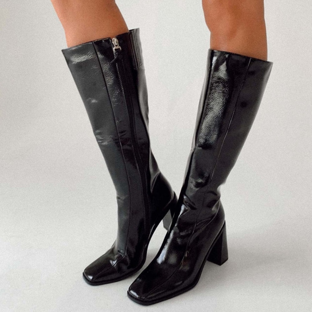 Princess Polly Size 7 Knee High Black Boots With Heel, Shiny Faux Leather